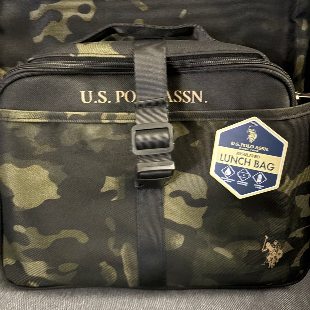 U.S. Polo Assn. Camouflage Black and Green Men's Backpack - Picture 3 of 4